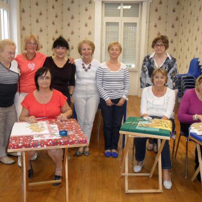 Le groupe dentelle